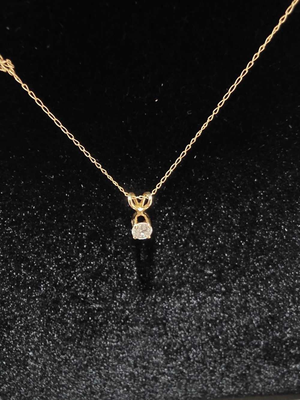 14K Gold Solitaire Pendant Necklace in Yellow Gold 1/4 Karat Diamond